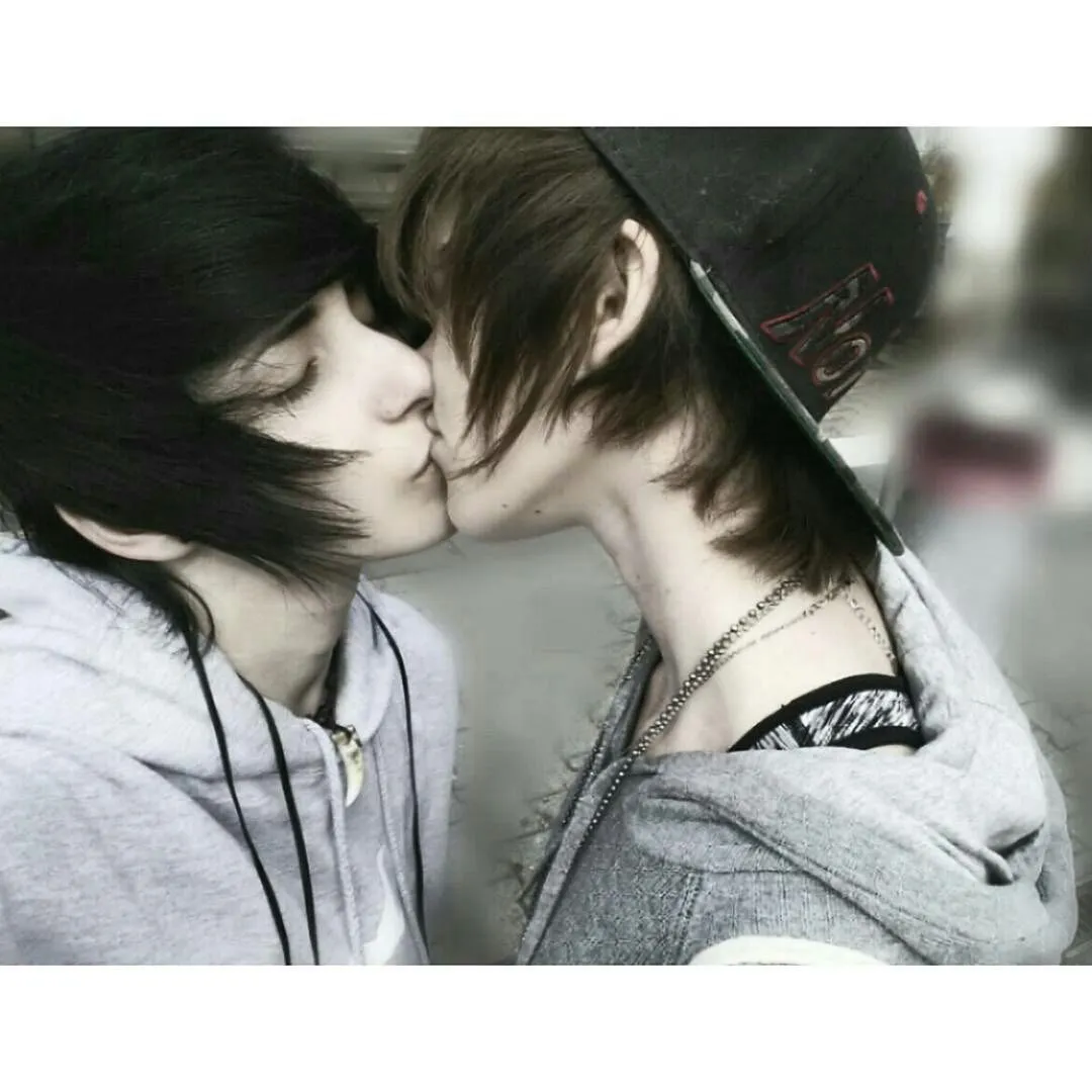 Amor Es Amor | emos. | Chicas emo, Chicas kawaii y Emo