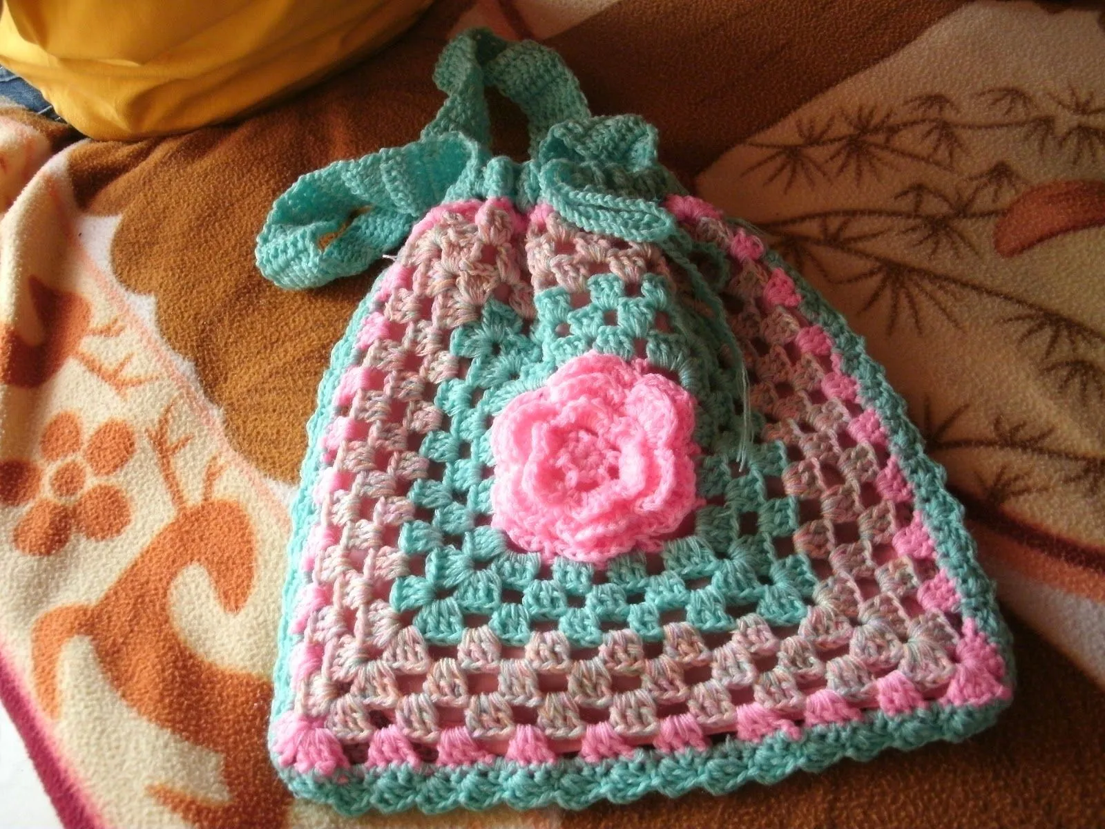 Ana Luisa y sus tejidos: Carteras tejidas a crochet