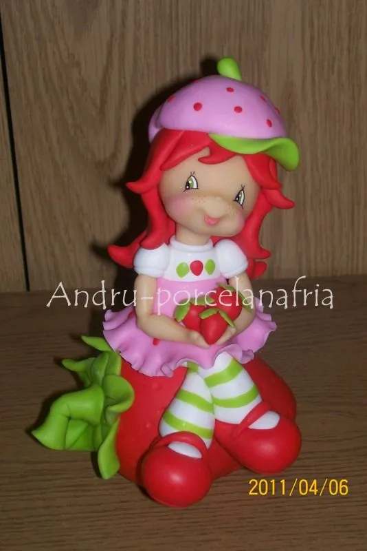 Andru Porcelana Fría: Frutillita Adorno