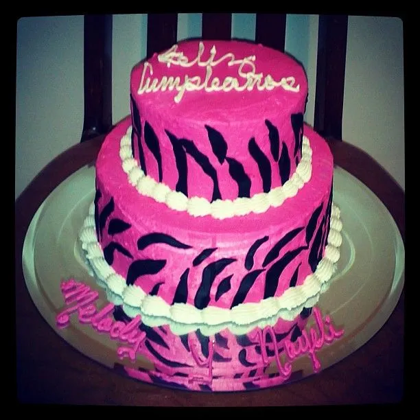 Animal Print Cake! Made By @ola717 #cake #animalprint #cumpleaños ...