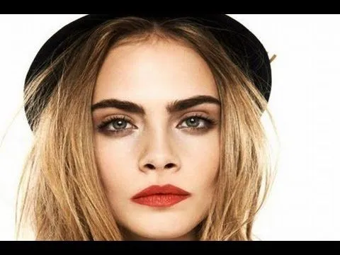 El año de Cara Delevigne - YouTube