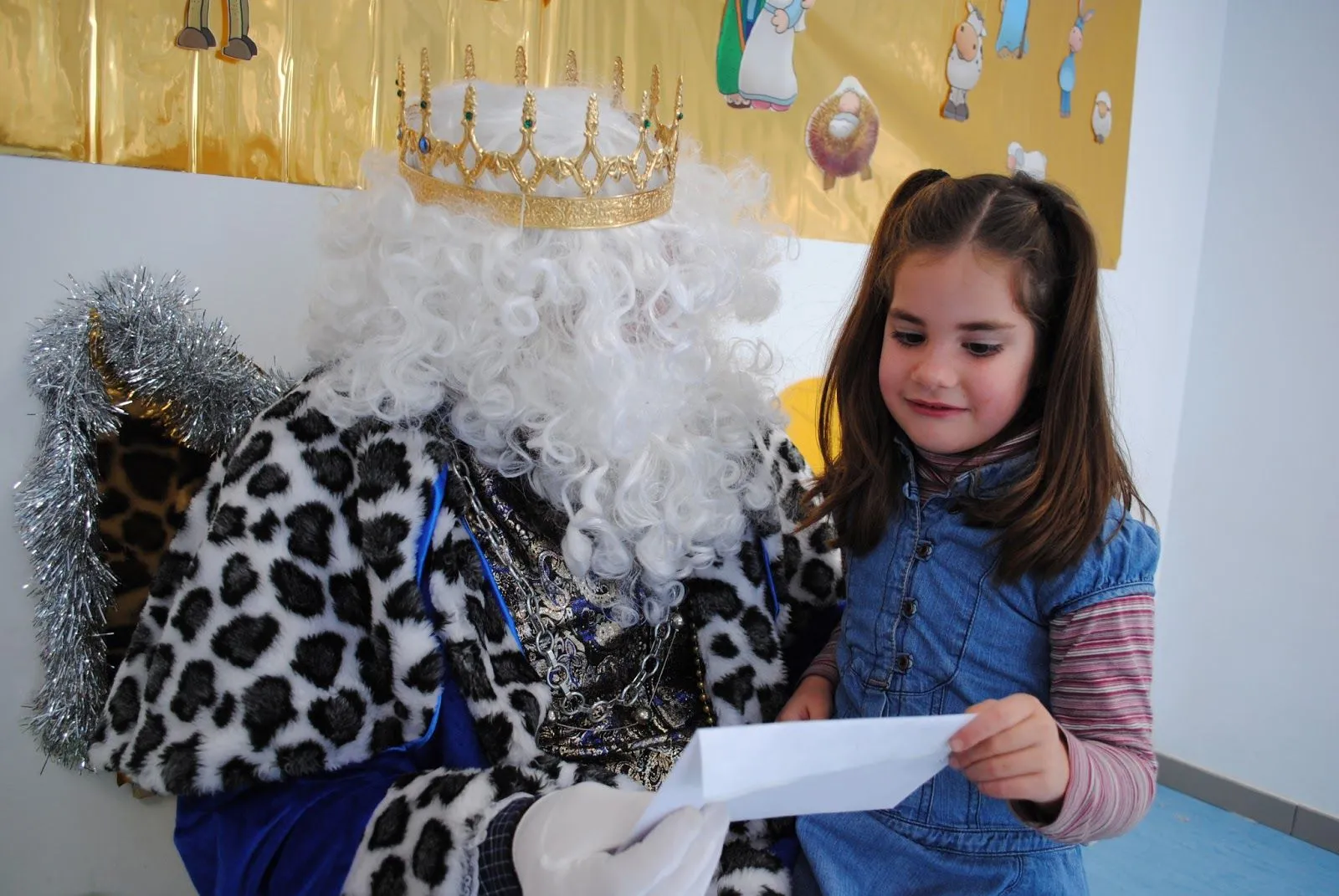 Con cinco años...: Los niños y niñas de 5 años con los reyes magos