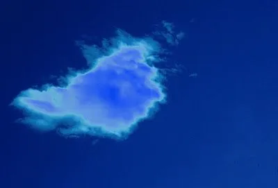 Que estoy bien aqui, en mi nube azul ,