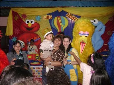 Arcoiris Animacion: Luis Javier, Elmo y sus Amigos