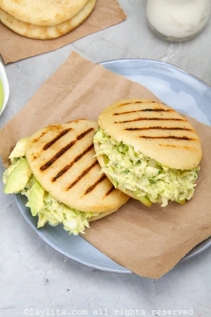 Arepa Reina Pepiada | Laylita.com – Recetas de Cocina