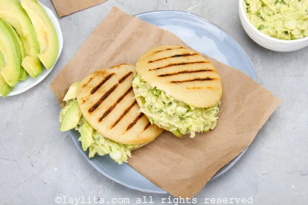 Arepa Reina Pepiada | Laylita.com – Recetas de Cocina