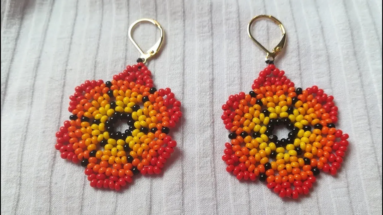 ARETES DE FLORES PASO A PASO EN MOSTACILLA - YouTube