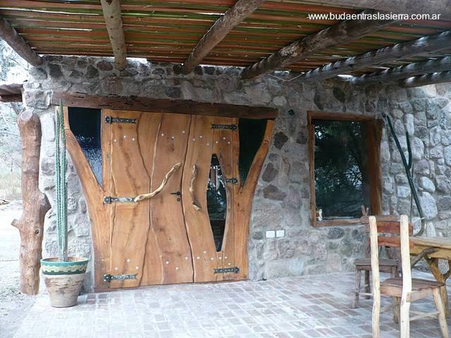 Arquitectura de Casas: Puertas y ventanas rústicas