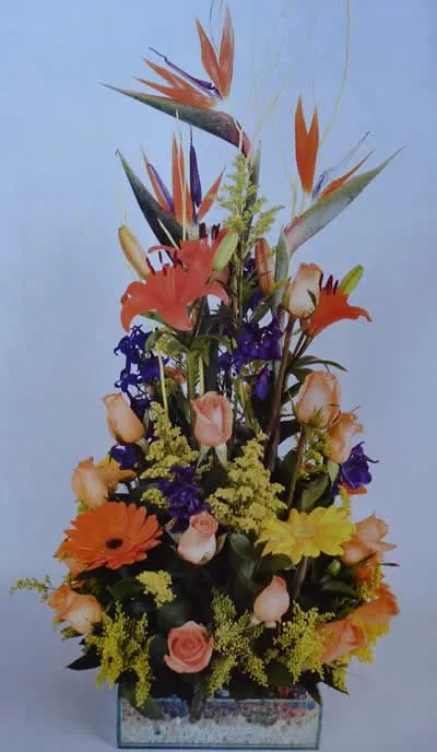 Arreglo floral para regalar - Con Flores - Guía de MANUALIDADES