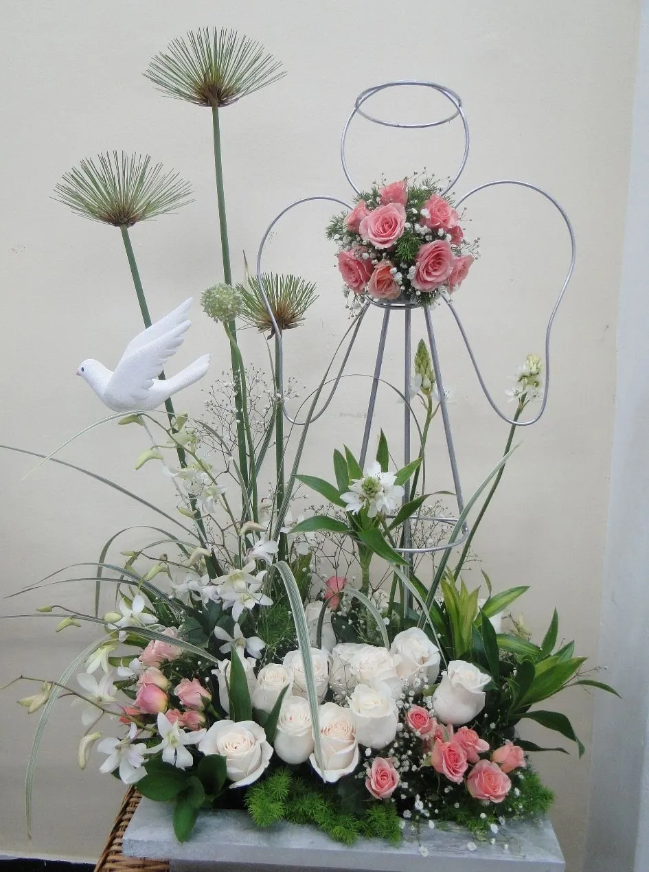 arreglos florales para primera comunion