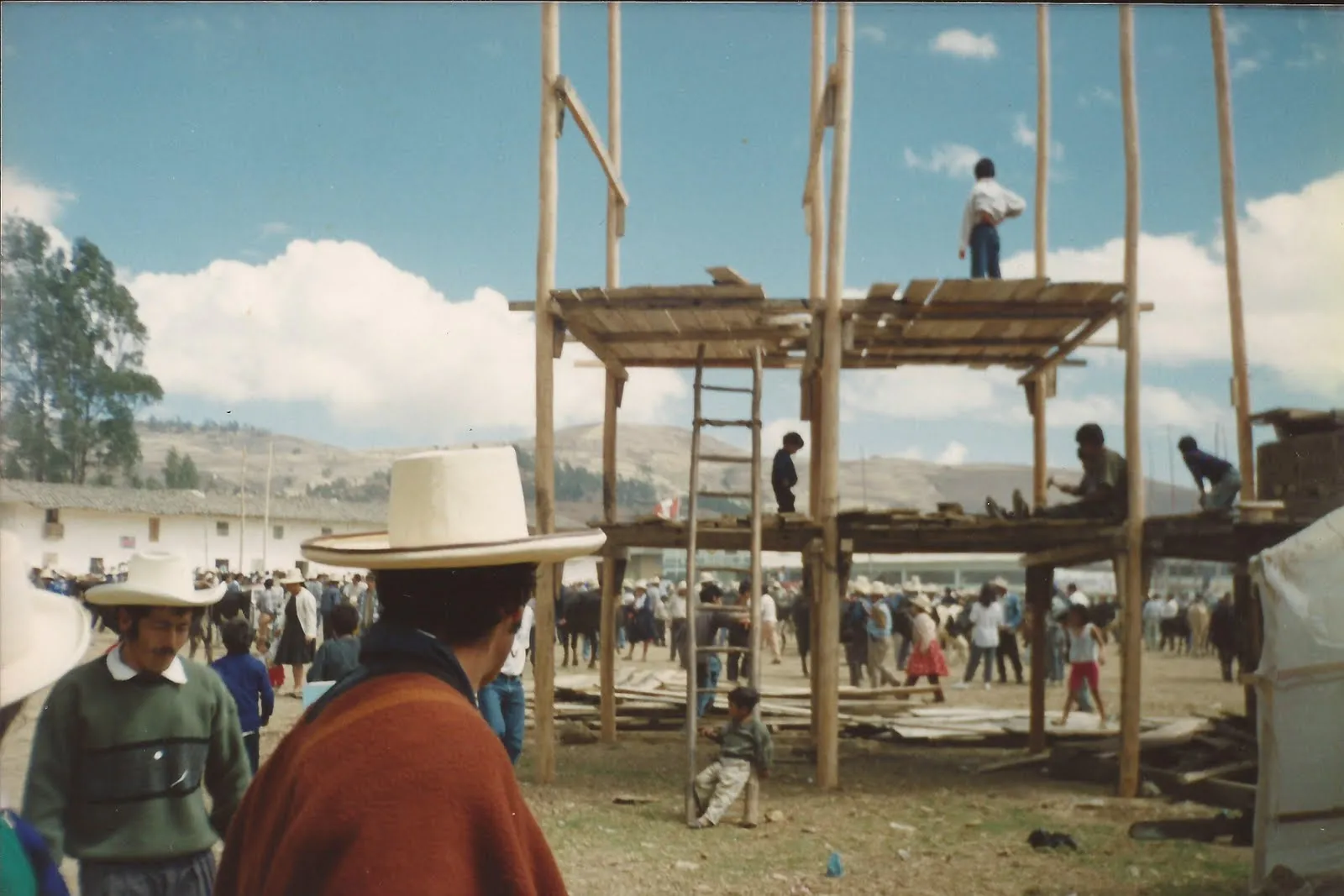 Arriendo de chaque y sombrero - Imagui