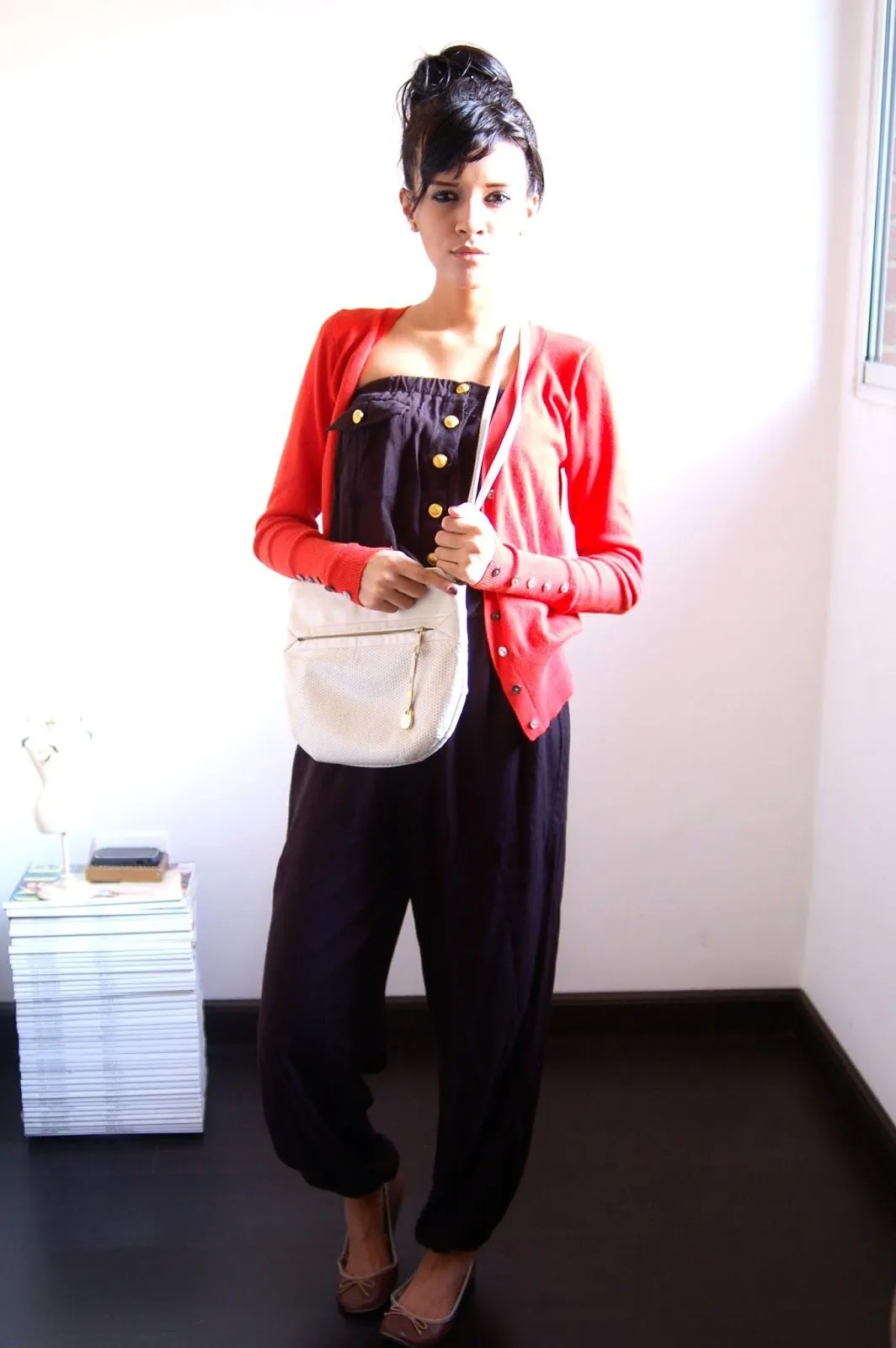 Art And Fashion Lifestyle LB: Minimal Look in Harem pants