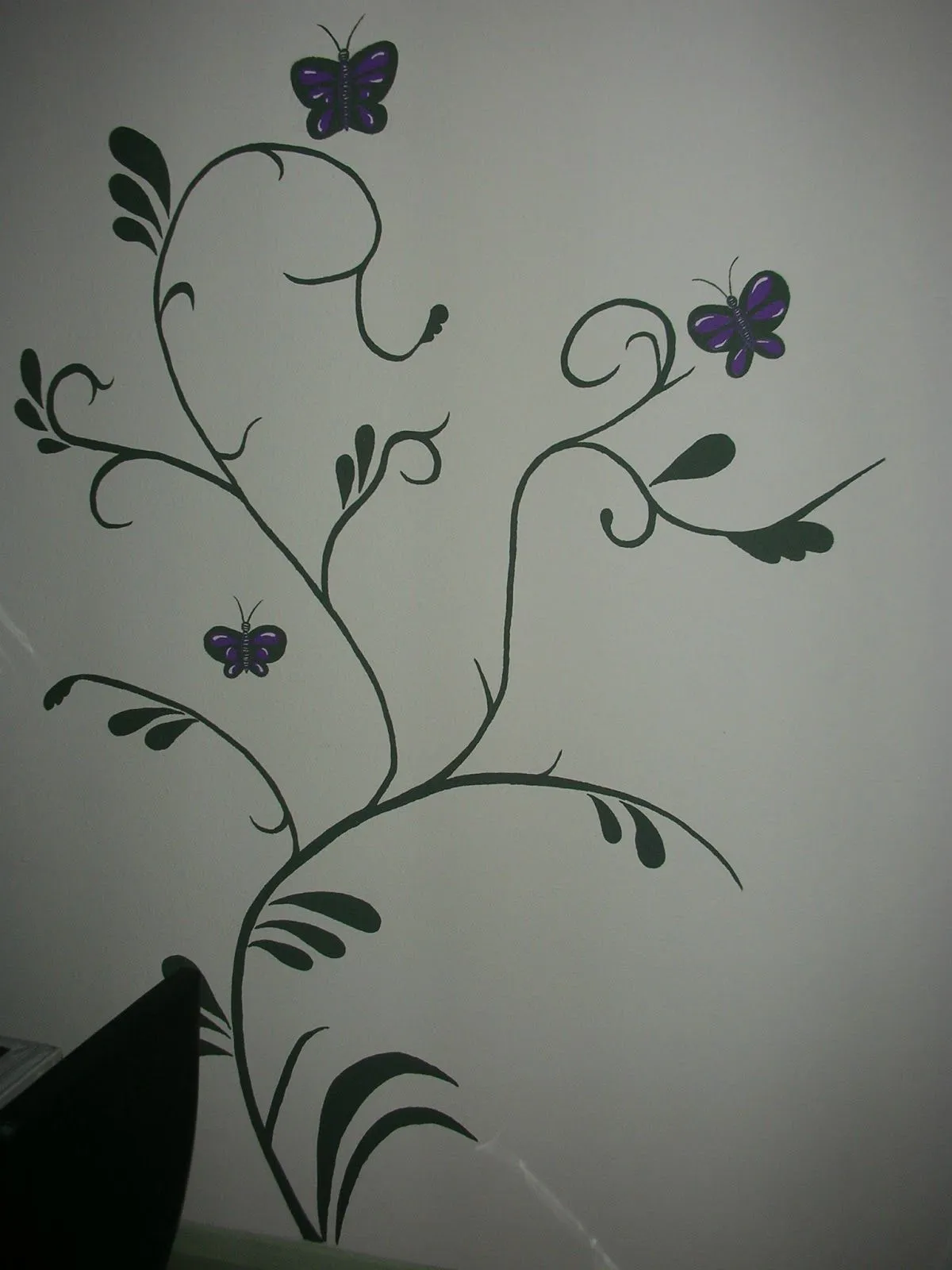 CON ARTE: DIBUJO PAREDES FLORES