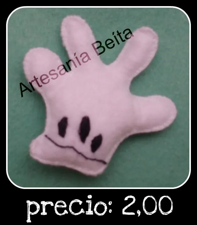 Artesanía Beíta: guante de Mickey Mouse