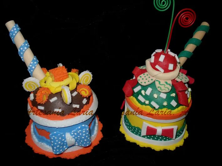 Artesanía Laria: magdalenas cupcakes muffins - goma eva