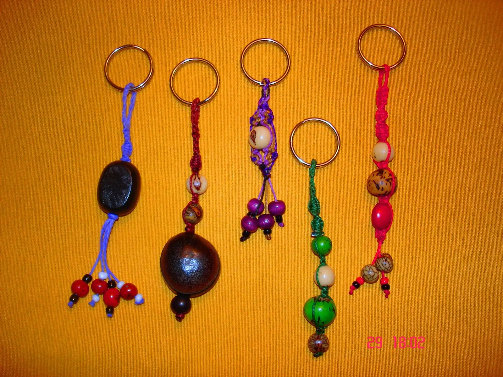 Artesanias y Arte Yanina Ivaldi: Llaveros de Macramé