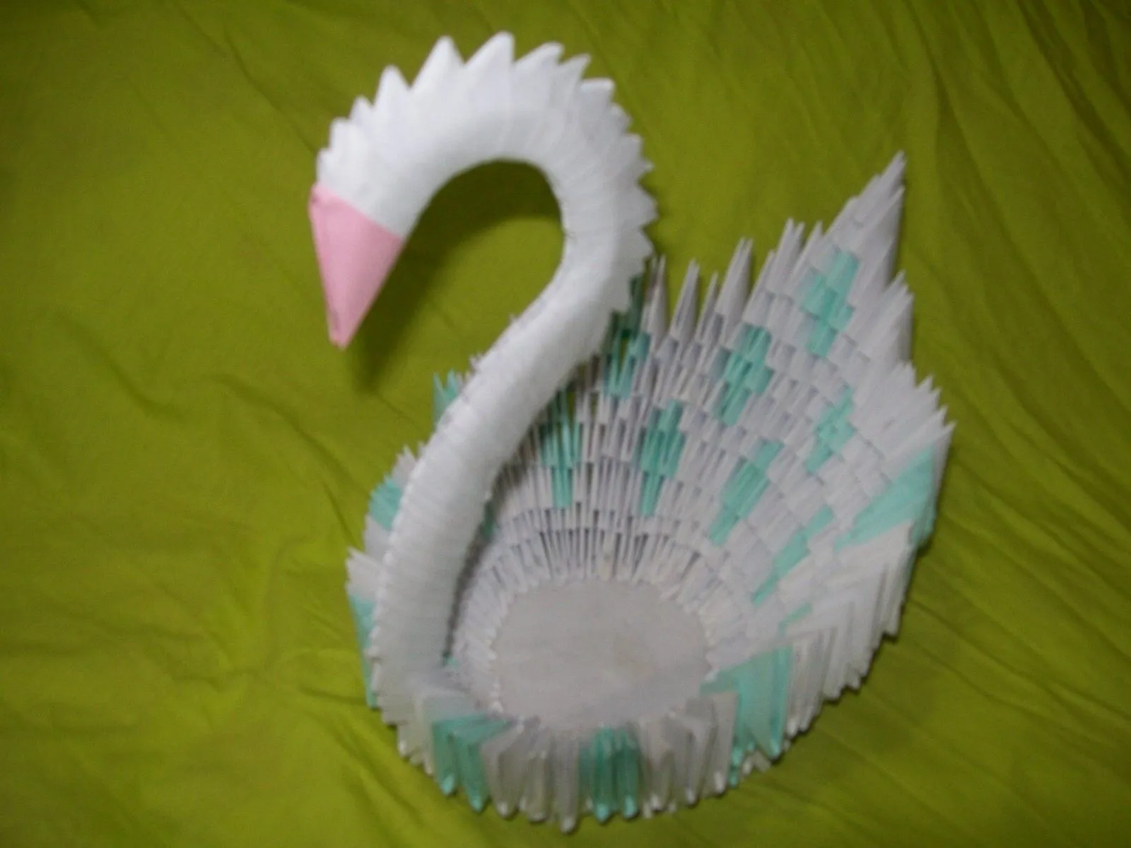 ARTESANIAS EN PAPEL-SUSANA BERRUETA: CISNE GRANDE