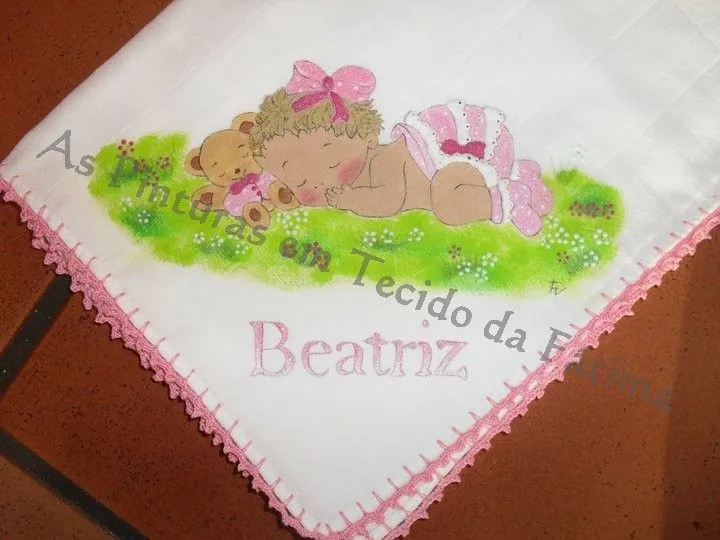 As Pinturas em Tecido da Fátima: Fraldas para Menina