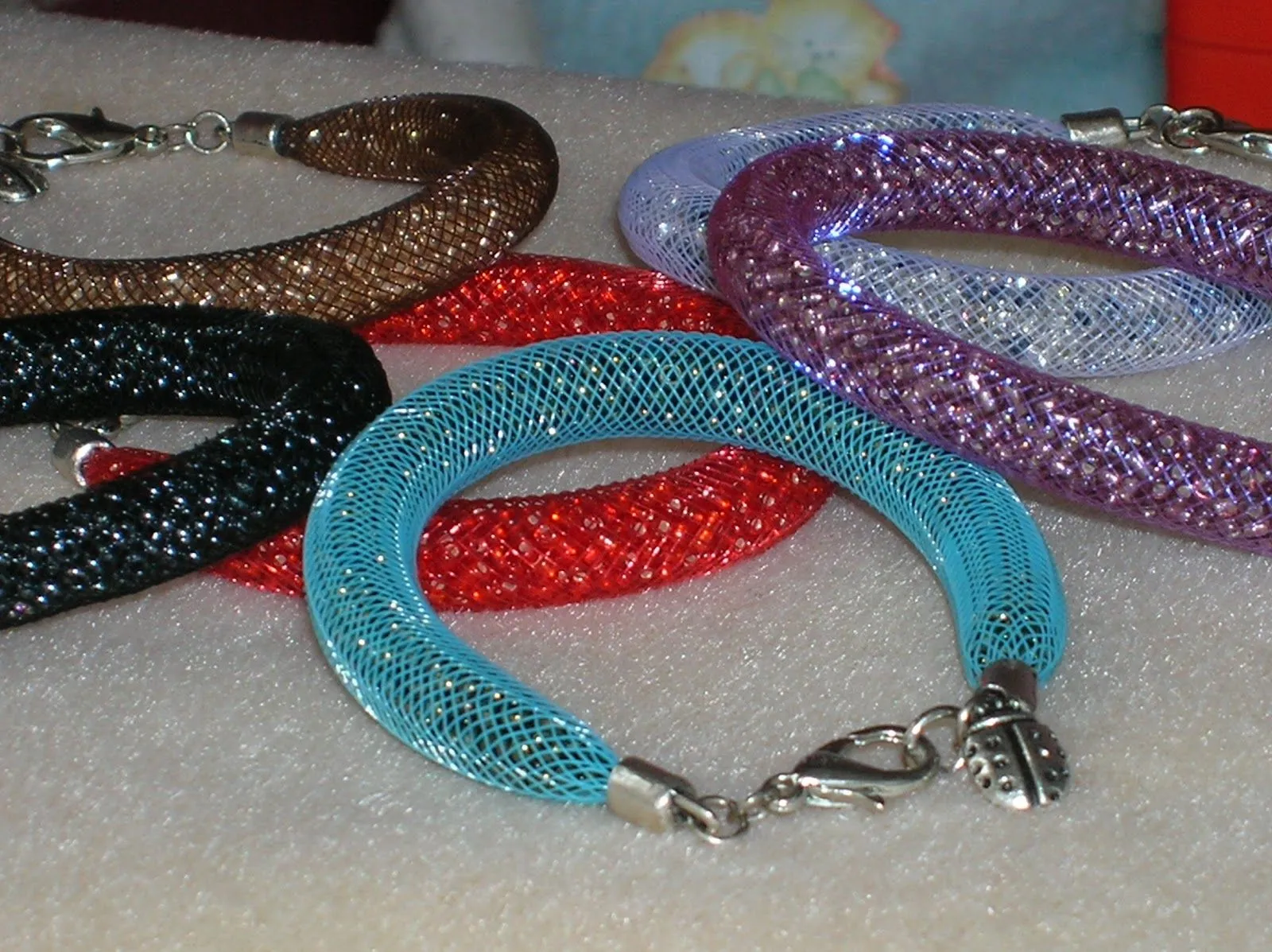 Asirma Manualidades: PULSERAS MALLA