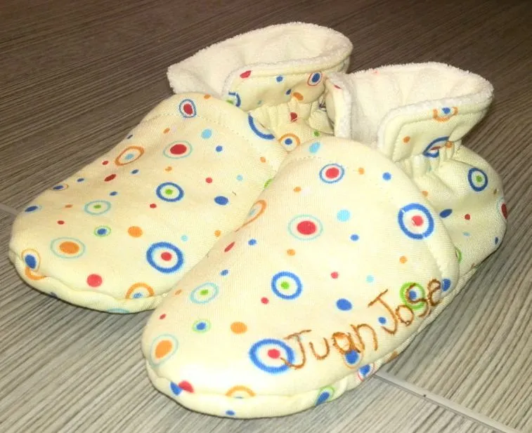 Asuntos de bebe: Zapatos para bebe personalizados