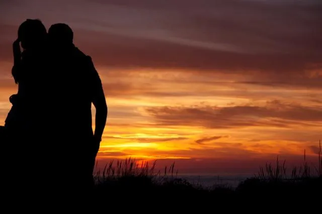 Pulpo Amarillo: Atardecer romántico en Sancti Petri