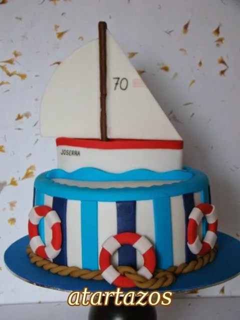 atartazos: tarta de un barco para un marinero jubilado