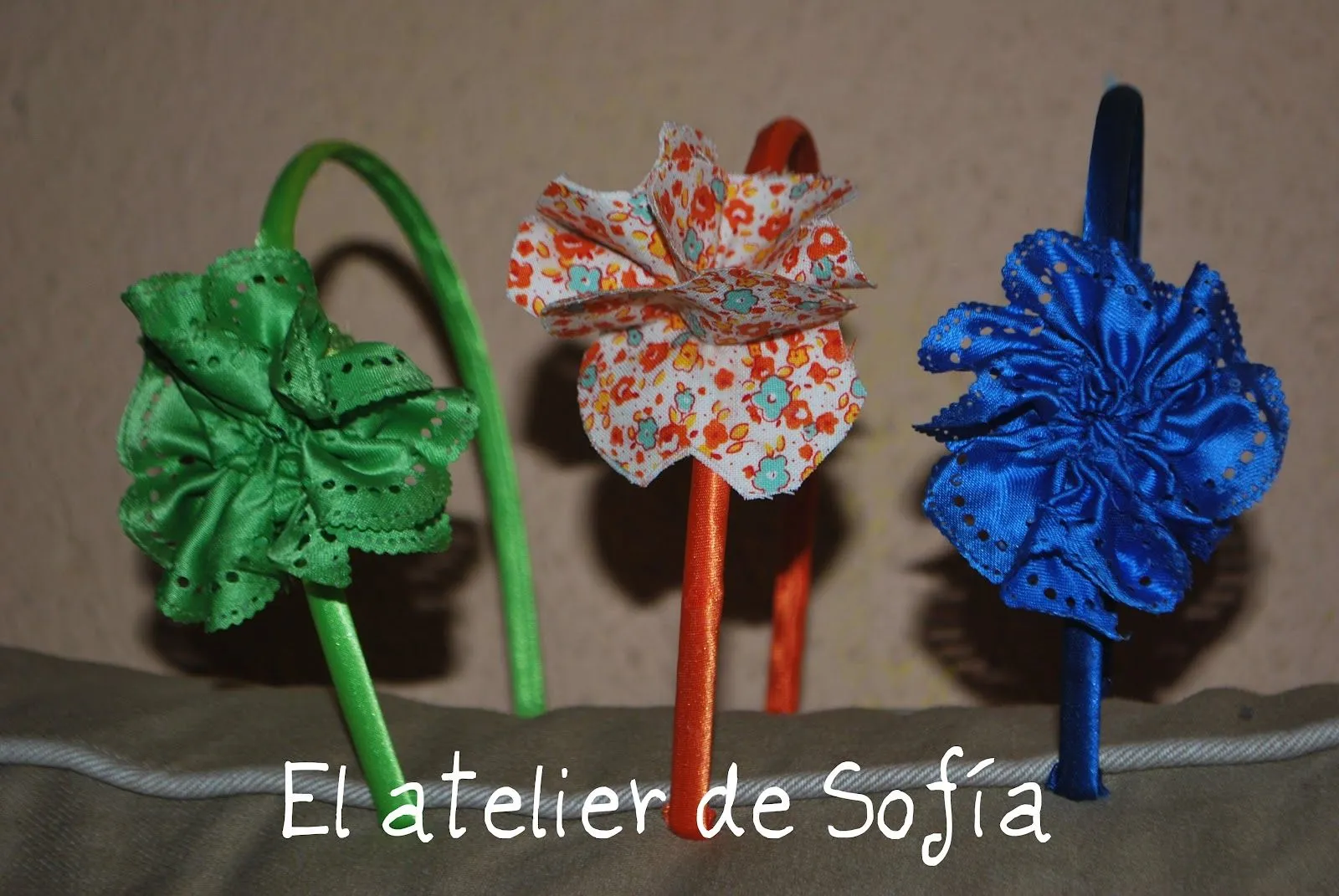 EL ATELIER DE SOFIA: MAS DIADEMAS INFANTILES