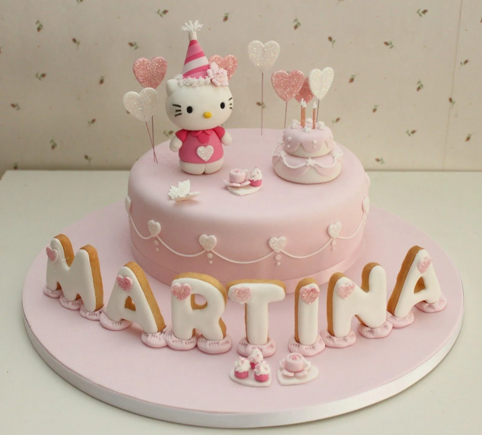 Atelier Sucrème: Pastel Hello Kitty cumpleaños