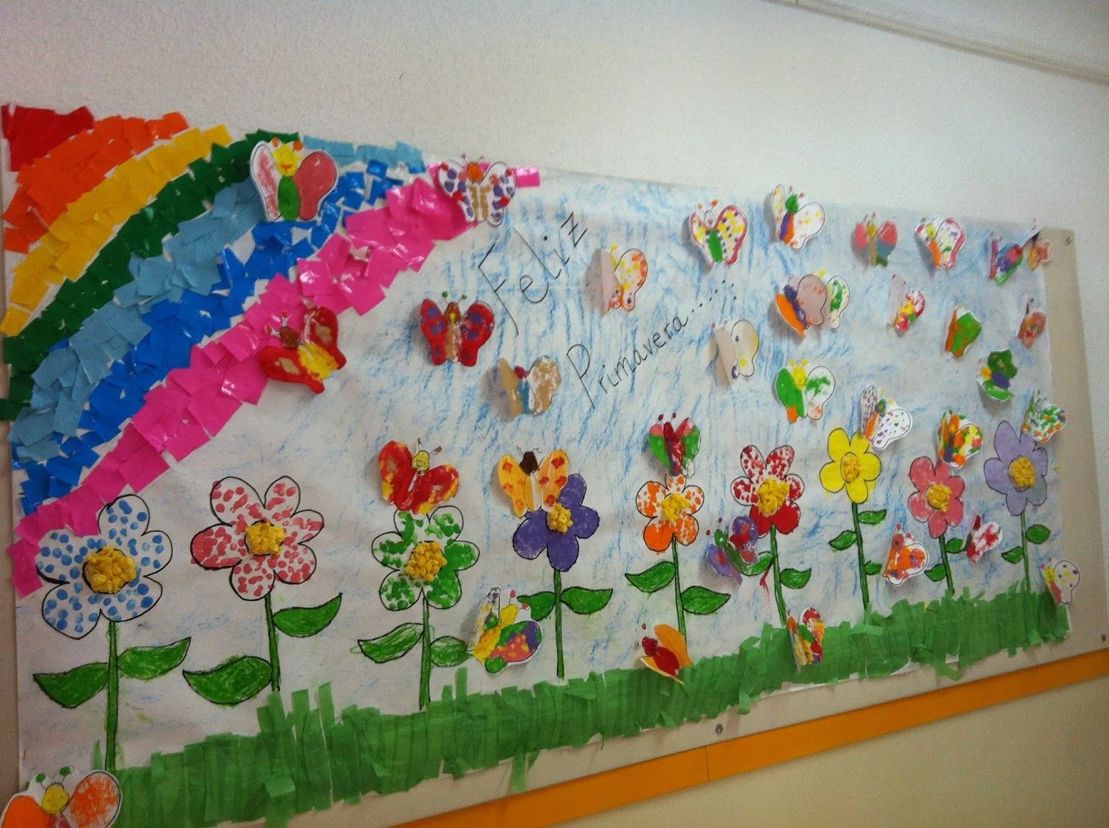 AULA DE INFANTIL: Mural primavera