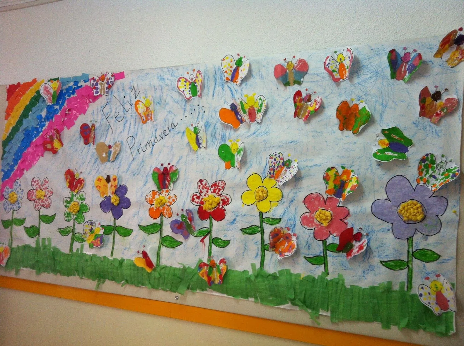 AULA DE INFANTIL: Mural primavera