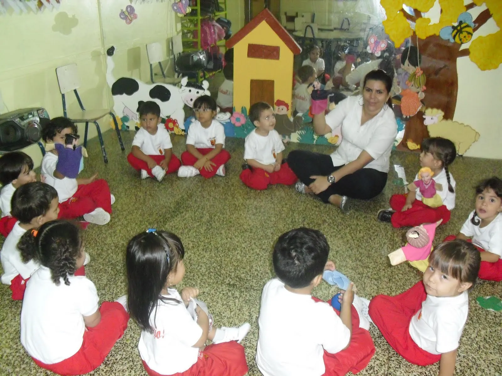 MIS AVENTURAS EN EL PREESCOLAR: RUTINA DIARIA EN EL PREESCOLAR