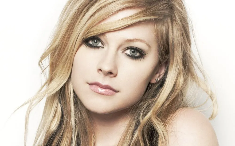 Avril-Lavigne-avril-lavigne- ...