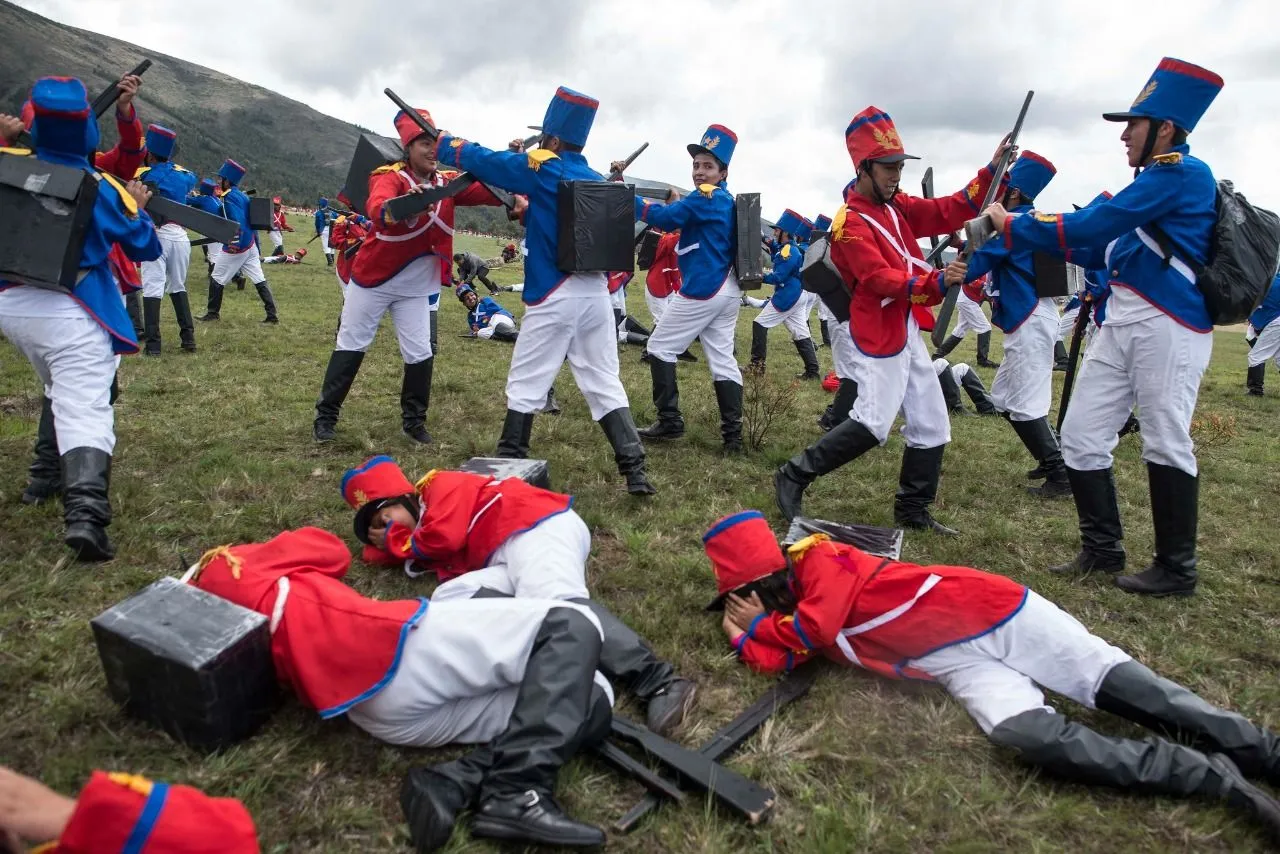 Ayacucho conmemora el 197 aniversario de la batalla que selló la  independencia del Perú - Bicentenario del Perú