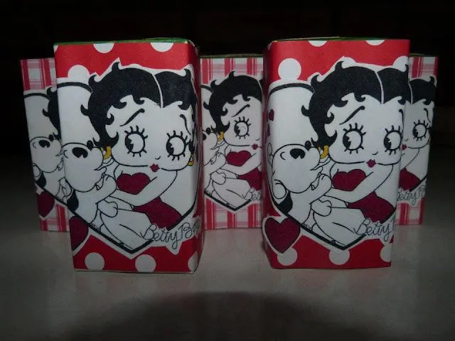 me pueden ayudar con una fiesta de betty boop