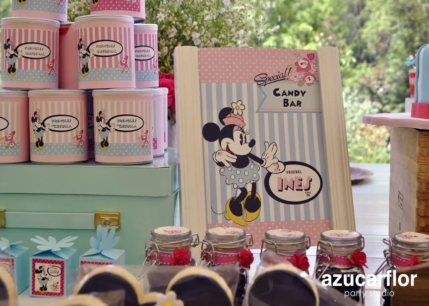 AZUCAR FLOR party studio: Minnie Mouse retro