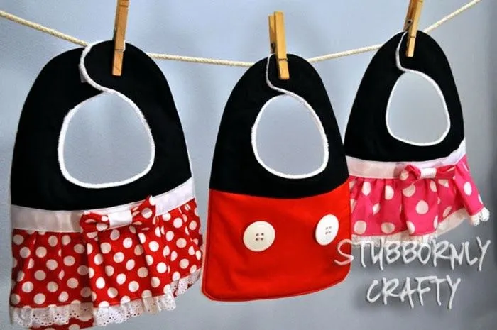 Baberos a lo Mickey y Minnie. Tutorial con plantillas. | Moldes ...