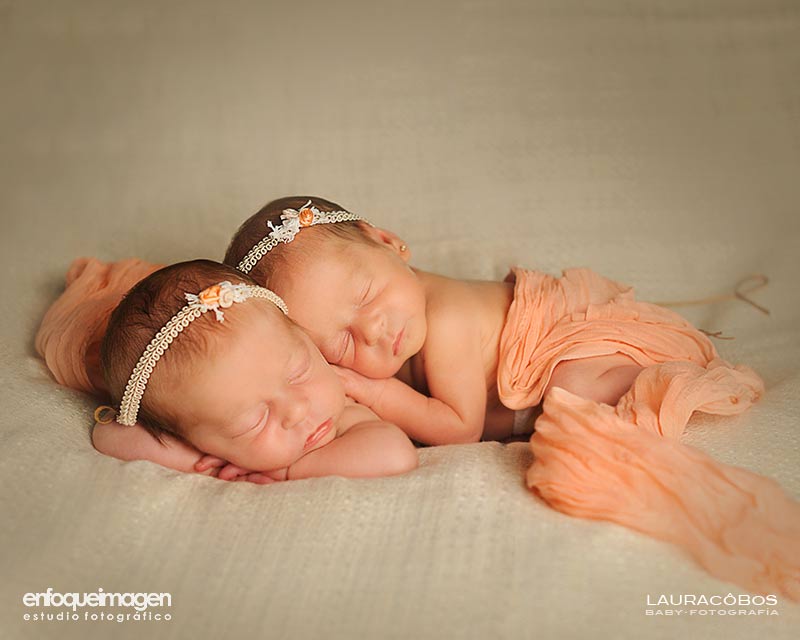 Baby Clothes Ropa De Gemelas Bebes Anano Muñecas De Bebé Recién Nacido Gemelas De Silicona Para