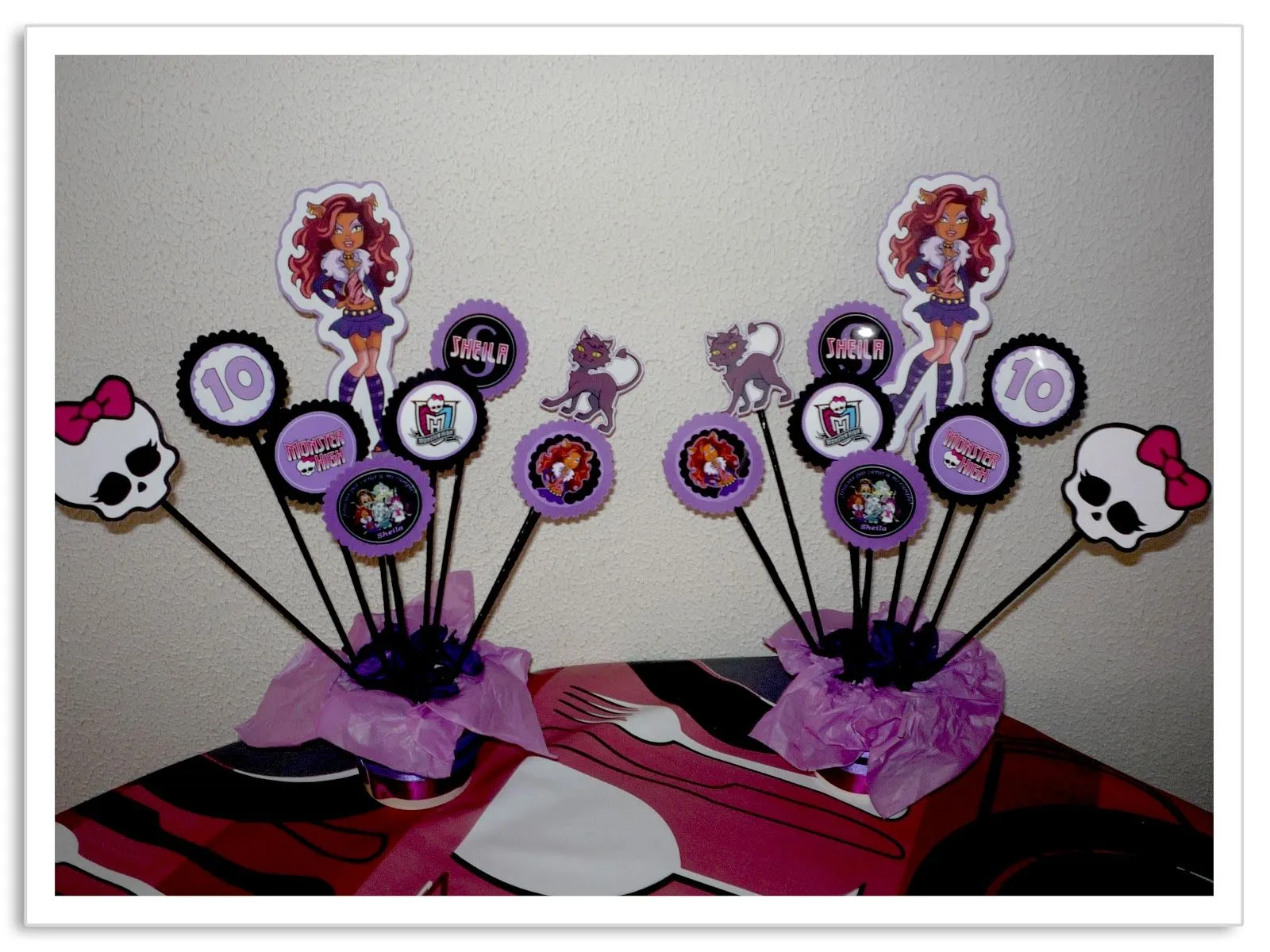 Baby Nina Fiestas: Fiesta Monster High para Severine y Sheila.