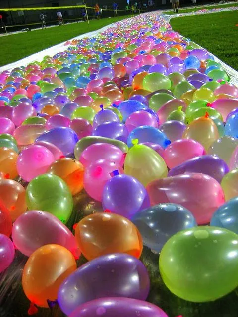 Bachelorette Party Ideas ♥ Peleas De Globos De Agua #803904 ...