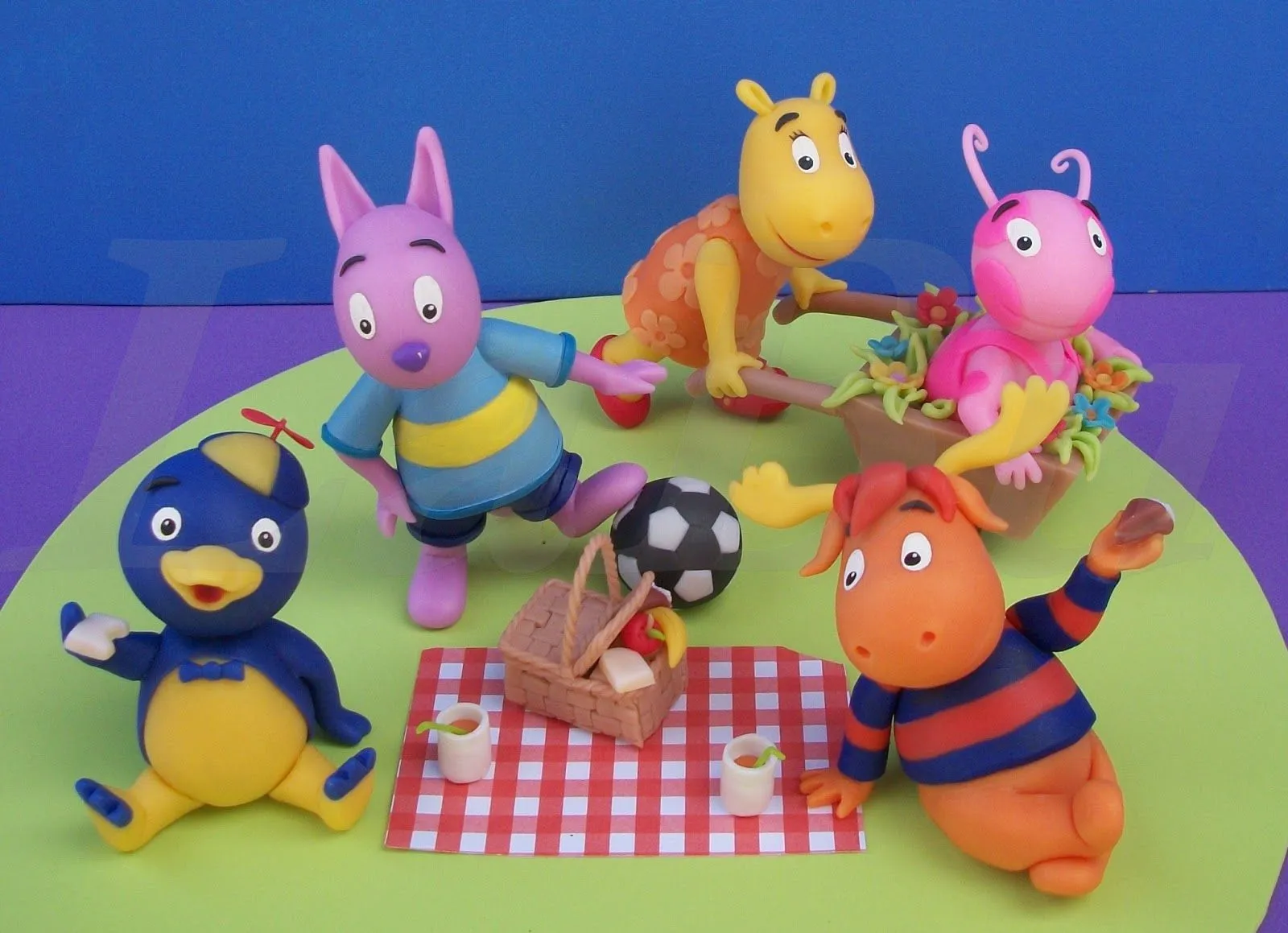 Los Backyardigans: Backyardigans en porcelana fría