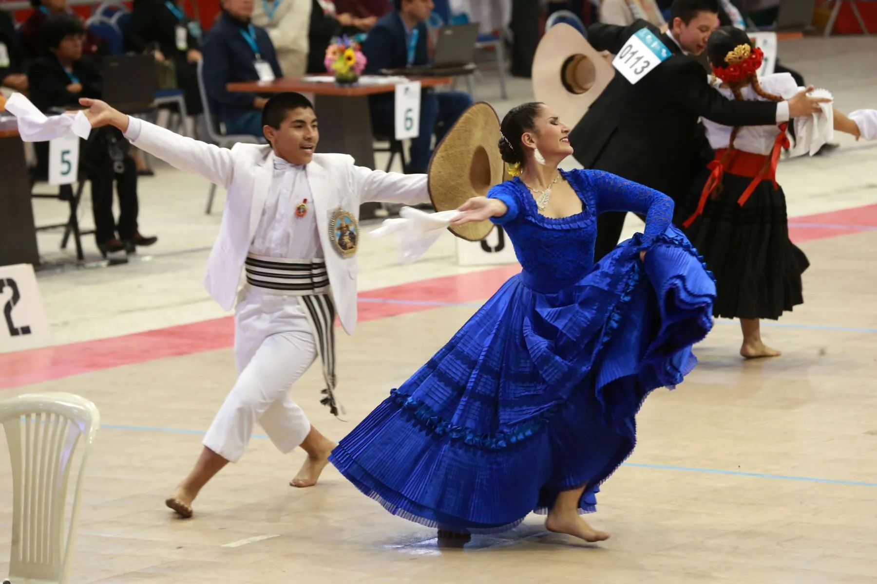 Bailar marinera ayuda a mejorar la salud física y emocional [video] |  Noticias | Agencia Peruana de Noticias Andina