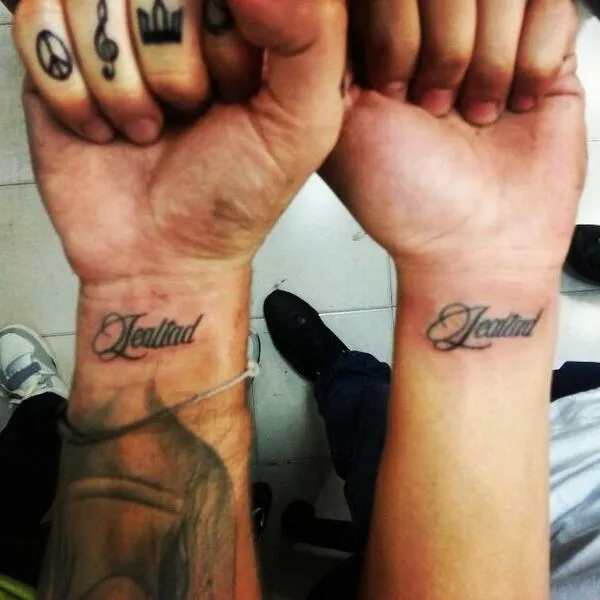 J BALVIN on Twitter: "Poco pero Leales #LaFamilia http://t.co ...