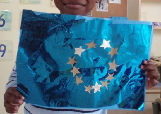 Bandera europa con Papel de Regalo | Manualidades Infantiles