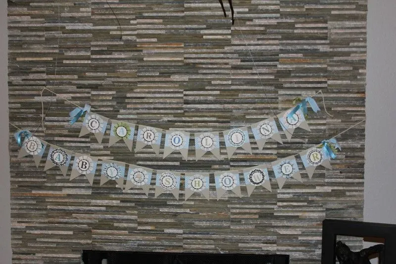 Este banner si lo hice yo, para personalizar un poco el Baby Shower ...