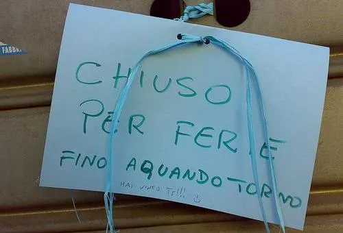 Basta col “chiuso per ferie” tutto Agosto