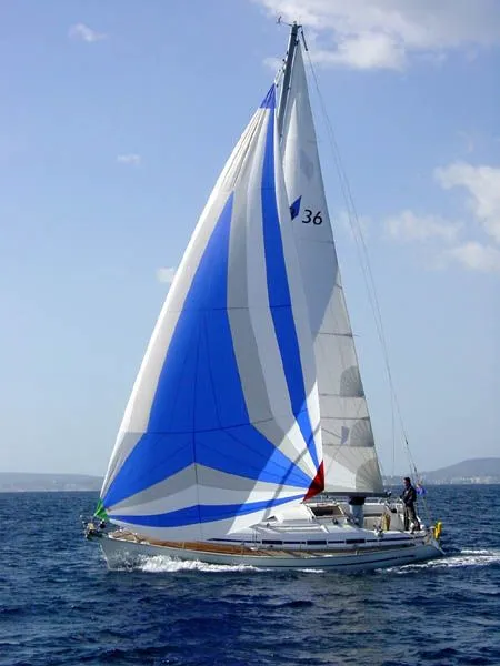 Bavaria 36. Articulos de barcos a vela