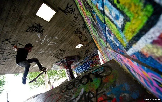 BBC News - The secret colonies of graffiti artists and skateboarders