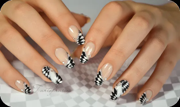 Beauty Angel's: Uñas a Cuadros Blanco y Negro