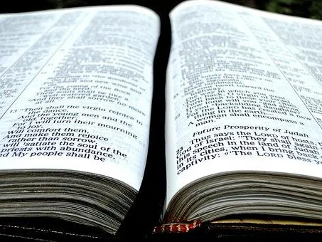 Biblia, Abierta - Imágenes gratis en Pixabay