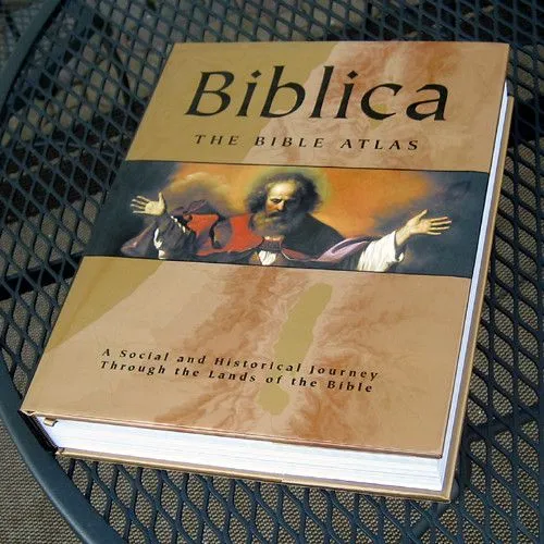 Biblica: The Bible Atlas: A Social and Historical Journey Through ...